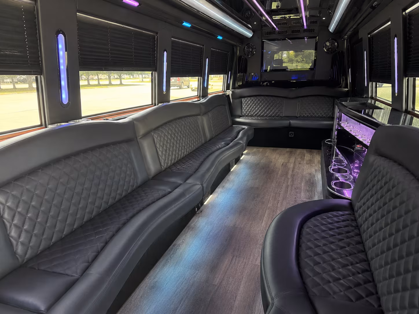 Castro Valley Homecoming & Prom Party Bus Rentals