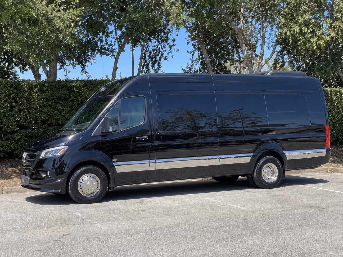 Hayward Airport Shuttle & Transportation pickup coordination