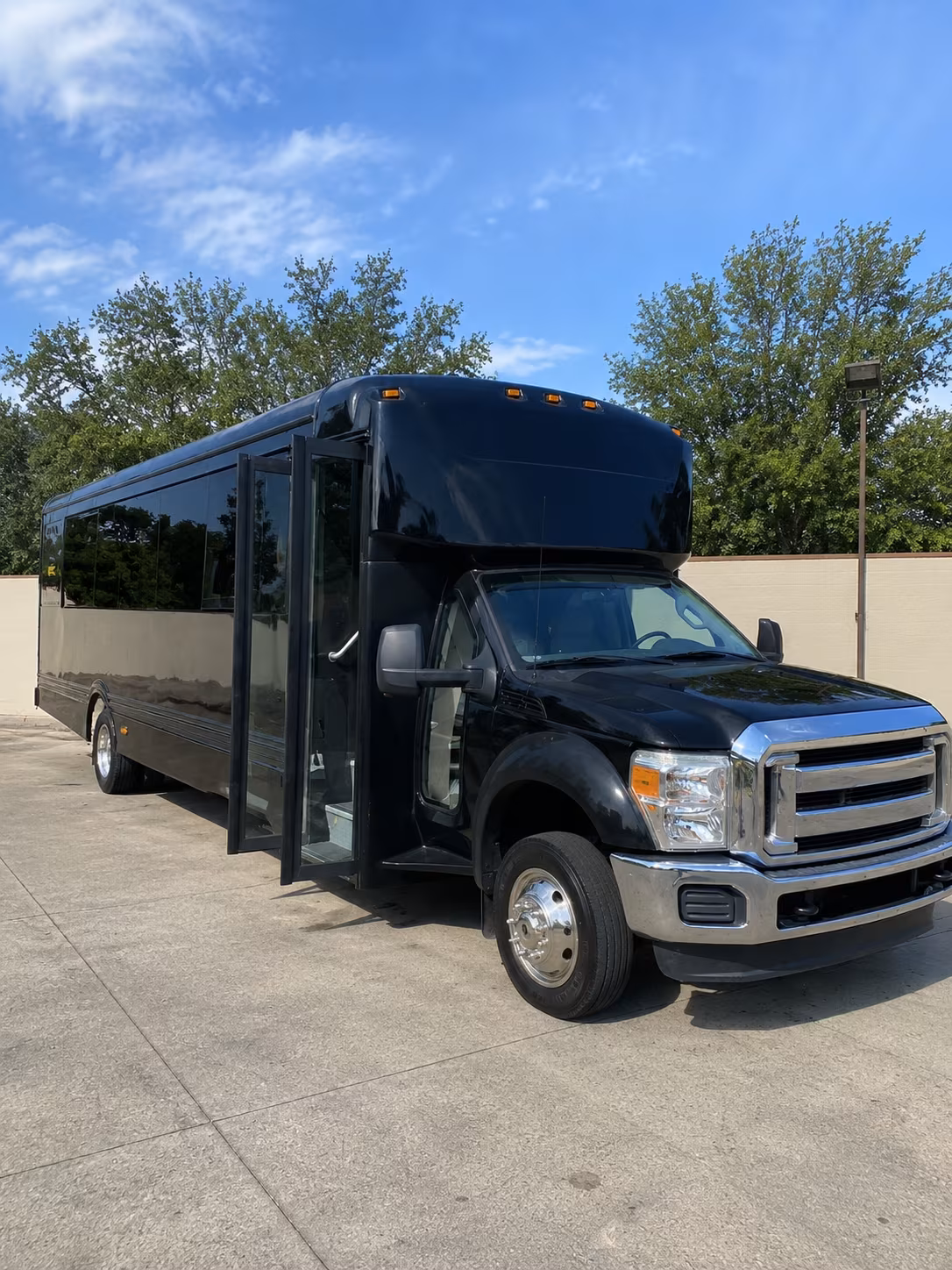 San Ramon Homecoming & Prom Party Bus Rentals